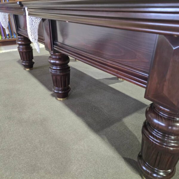 8ft x 4ft Secondhand Master Commonwealth Model Billiard Table - For Sale - Image 4